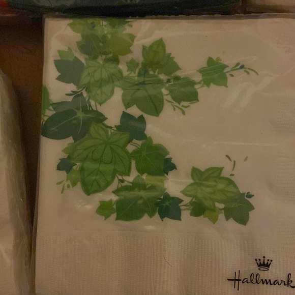 Vintage lot of beverage napkins 6 packages - Picture 5 of 11